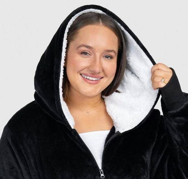 Lifestyle’I’ve never known comfort like it’ – Shoppers are hailing Oodie onesie as a ‘winter essential’