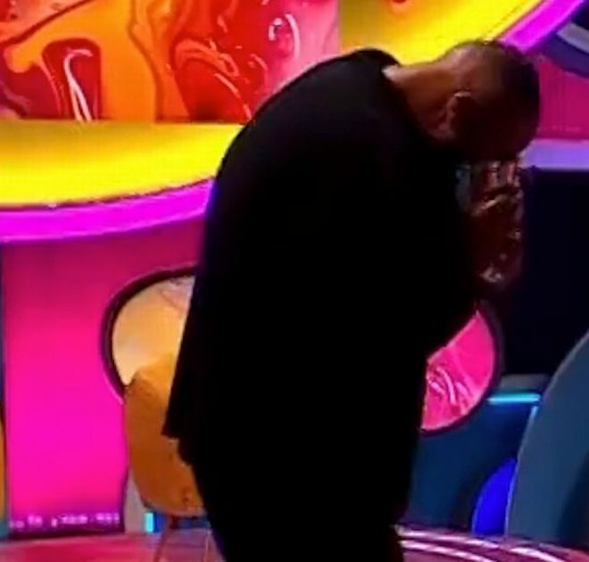 TVStrictly Come Dancing star vomits live on air with TV show forced to cut to break