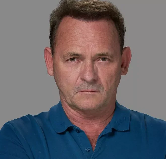 EastEnders fans speechless as they realise Billy Mitchell star was married to famous Corrie actress