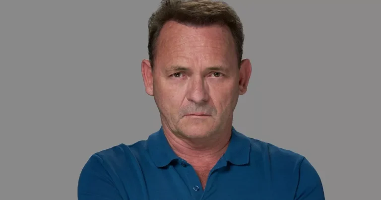 EastEnders fans speechless as they realise Billy Mitchell star was married to famous Corrie actress