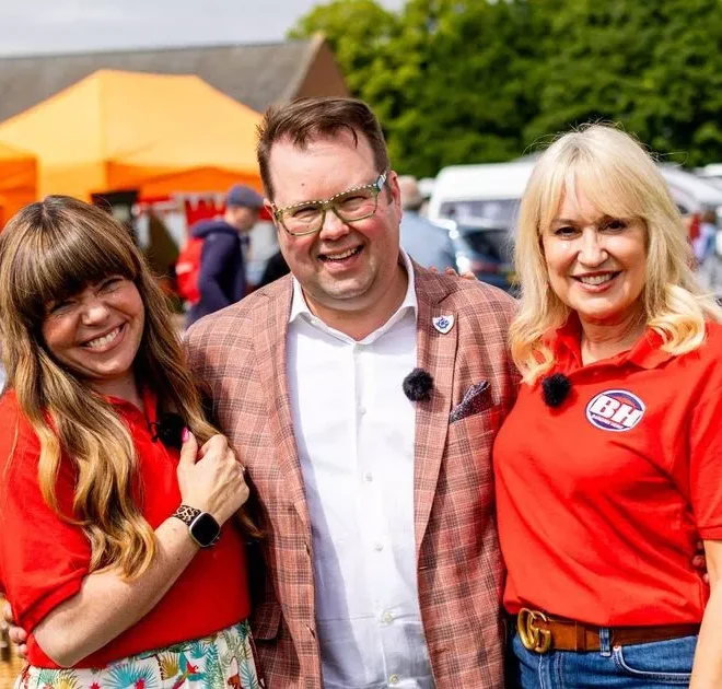 Bargain Hunt star reveals how TV legend Terry Wogan took swipe at show