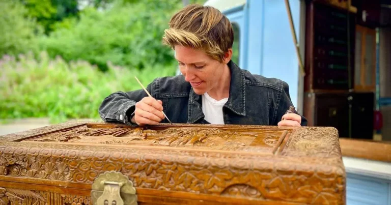 The Travelling Auctioneers’ new restorer Lauren Wood’s life from ‘tough journey’ to Channel 4 su...