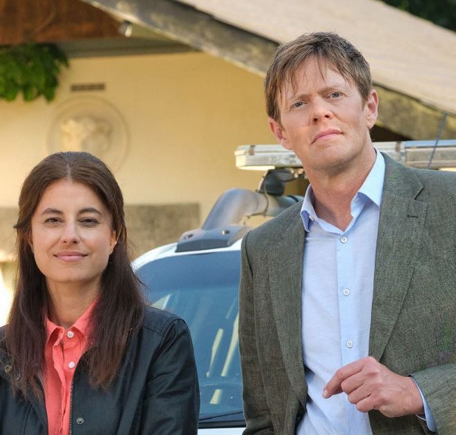 Beyond Paradise star returns to BBC show in explosive comeback for latest series