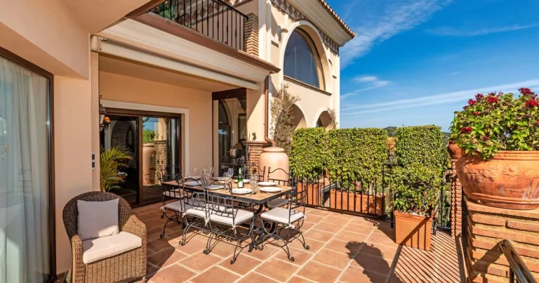 Make the most of those Spanish vibes with a vacation in VRBO’s lavish holiday home of the year