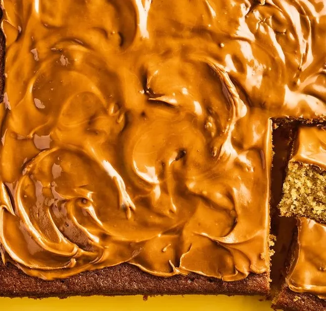 Biscoff sponge traybake is ‘Perfect with a cuppa’ – recipe