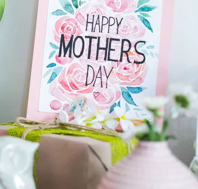 Top 6 last minute Mother’s Day gifts guaranteed to arrive by Sunday from £16