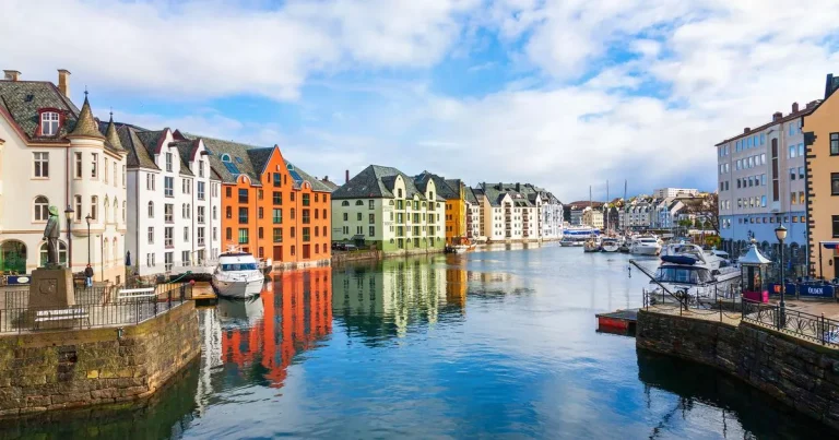 ‘I took a cruise to Norway and ran a 5k while sailing on the North Sea’
