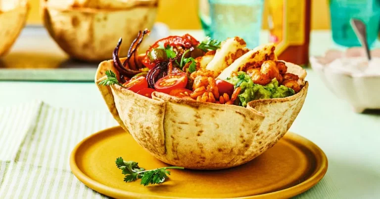 ‘Most delicious way’ with halloumi in a spicy taco bowl – from pan to table in just half an hour &#821...