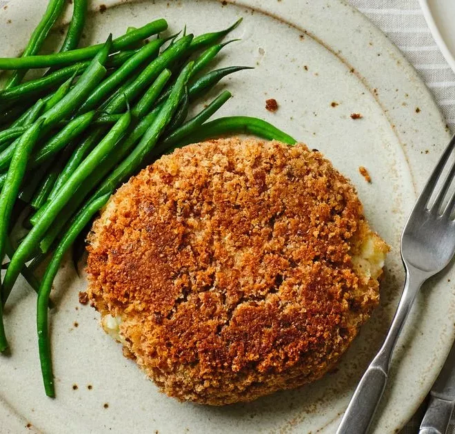 Epic ‘melt-in-the-middle’ cheesy salmon and cod fishcakes that kids will love – recipe