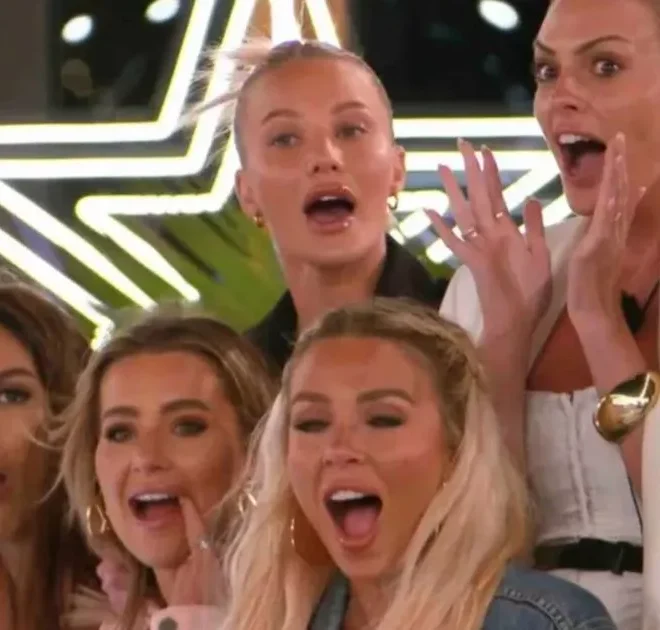 Love Island villa sees shock dumping as ‘two girls brutally axed’ days before final