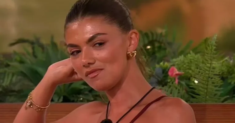 Love Island stars figure out real reason bombshells didn’t work this All Stars