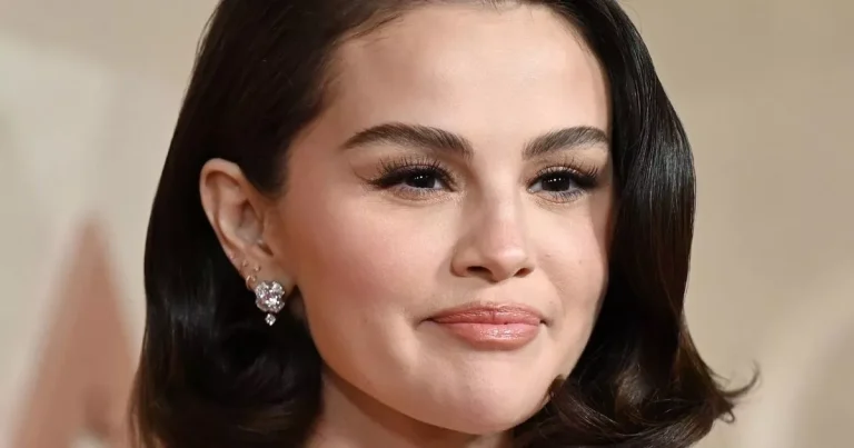 How Selena Gomez achieved her Old Hollywood Oscars hair including shine-boosting shampoo