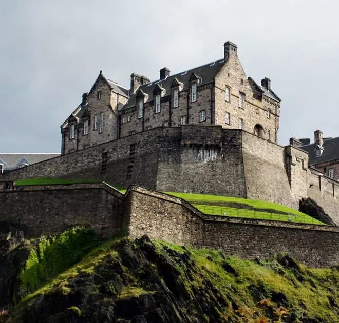 ‘I headed to paranormal hotspot Edinburgh for a weekend of ghostly antics’