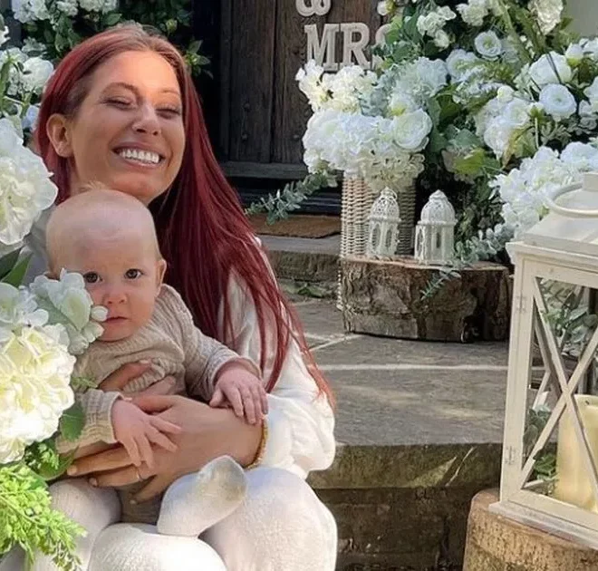 Stacey Solomon shares easy homemade freeze pop recipe she feeds her youngsters