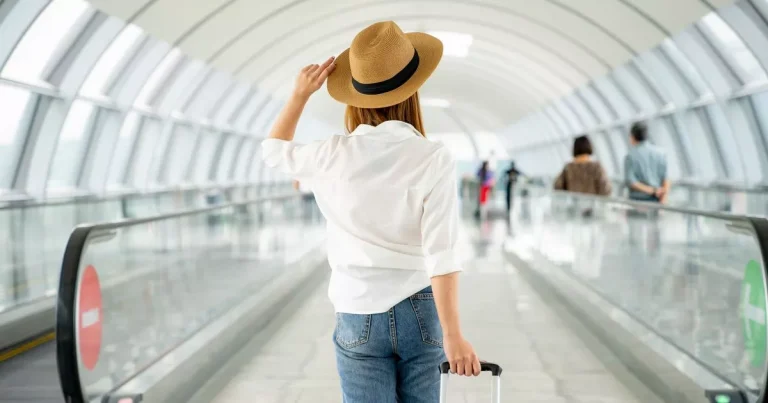 10 things you must do before travelling, says travel expert, with massive luxury luggage summer sale
