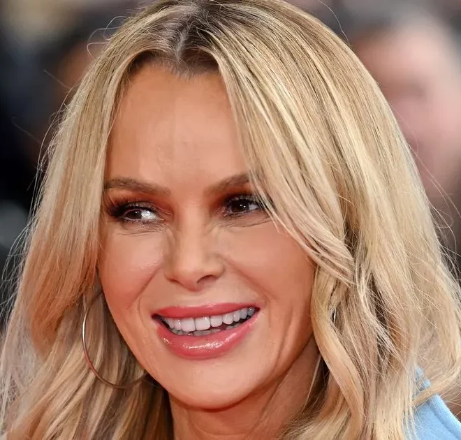 Amanda Holden wows in £38 winter jumper from the high street that’s ‘trending’