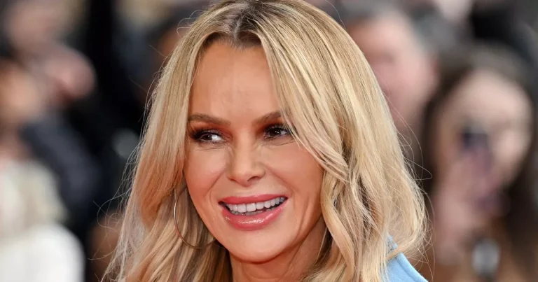 Amanda Holden wows in £38 winter jumper from the high street that’s ‘trending’