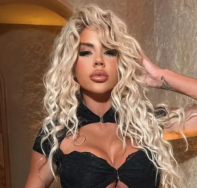 Hannah Elizabeth’s life as glam OnlyFans model whose son has no idea about X-rated career