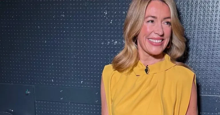 Cat Deeley caused the Reiss website to briefly crash with her flattering This Morning top