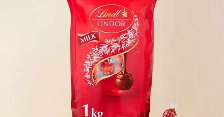 Lindt’s 1kg pouch of Lindor Truffles is £5 cheaper than Tesco in early Black Friday sale