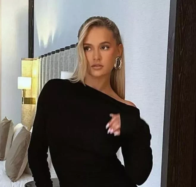 Fans rave Molly-Mae looks ‘absolutely gorgeous’ as she kicks off 2025 in a black maxi dress