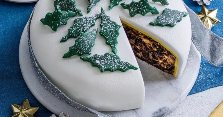 Mary Berry’s classic rich Christmas cake – recipe