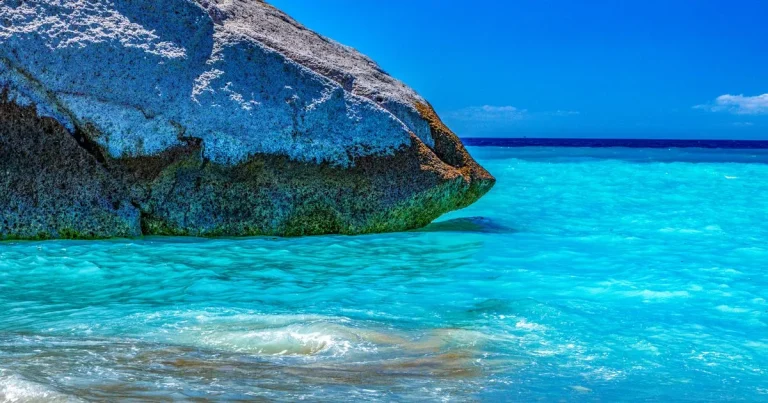 ‘I’ve found the ultimate winter sun beach holiday that’s still hot in October – it’s just hours ...