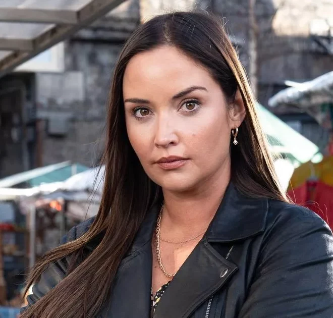 EastEnders fans blown away as they realise Lauren Branning actress is related to co-star