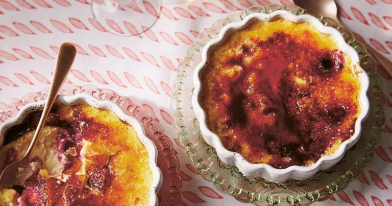 This ‘prettiest ever’ lavender and raspberry creme brulee will wow your mum with just 5 ingredients