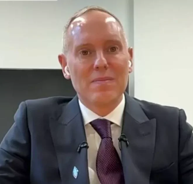 Robert Rinder fights back tears as he discusses grandfather’s Holocaust survival