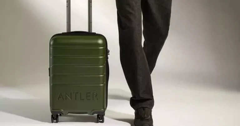 Save £50 on Antler cabin case that fits Ryanair flights as passengers fume at ‘disgusting’ new hand luggage ...