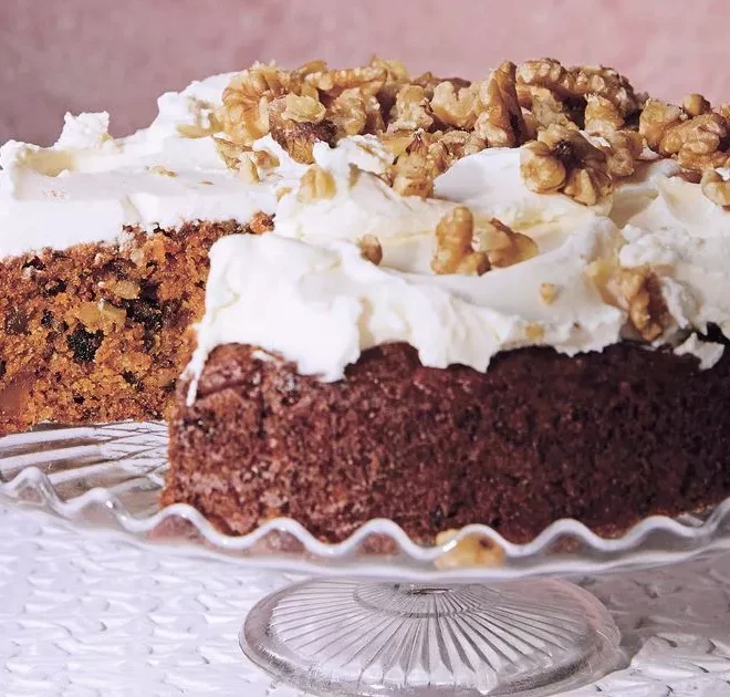 Treat your mum to this decadent Mother’s Day carrot, spice and candied ginger cake in 6 easy steps – recipe