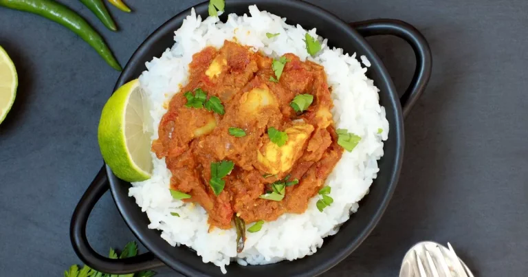 Having a curry could help you lose fat and gain muscle, new research has found