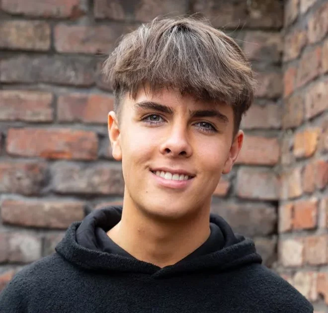 Corrie fans are only just realising bad boy Mason star Luca Toolan has very famous dad