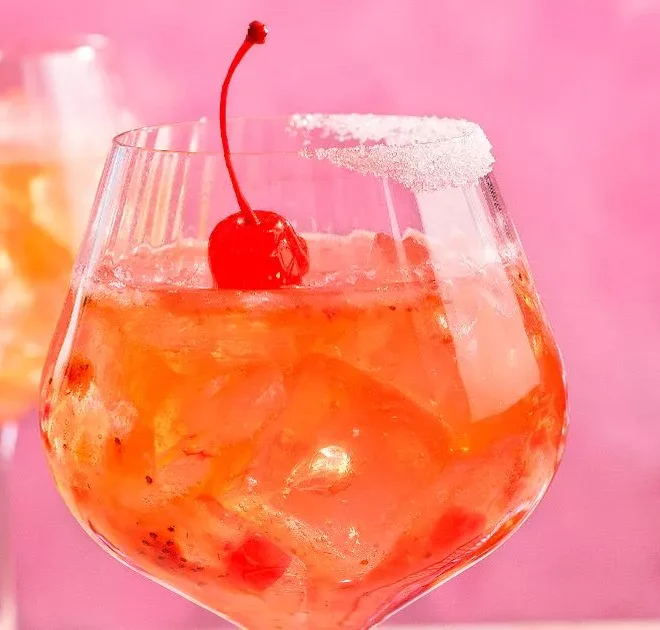 2 fresh and fruity cocktails to spread the love this Valentine’s Day – recipe