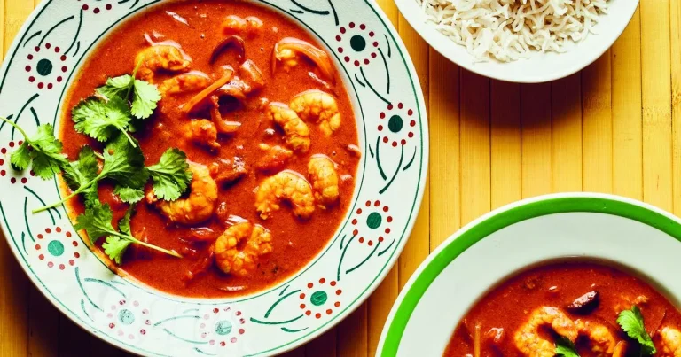 Fancy a weeknight curry? This takes 25 minutes to make from scratch – recipe