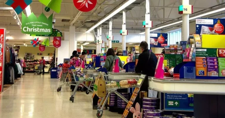 Major supermarkets issue ‘do not eat’ warning as Christmas food is urgently recalled