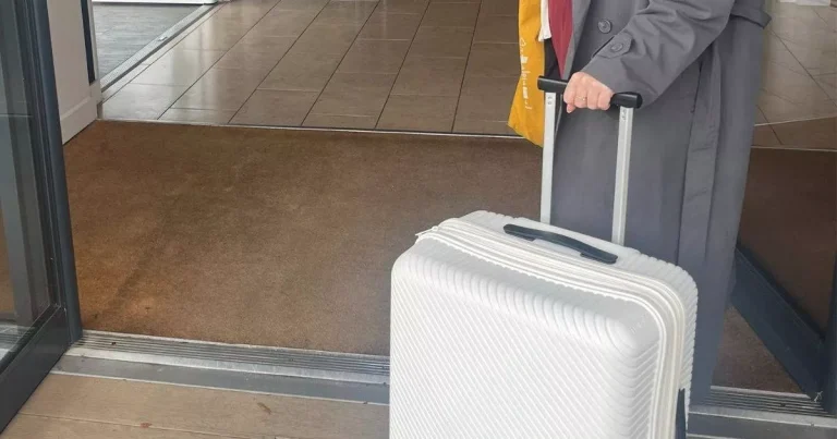 ‘I’ve finally ditched my heavy two-wheel suitcase for Nere’s lightweight design – it has £40 off...