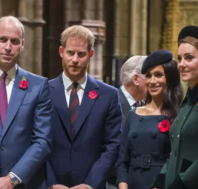 Lorraine Kelly fumes ‘it has to stop’ as she addresses ‘silly’ Kate and Meghan jam ‘clash&...