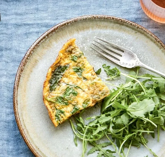 ‘Delicious’ spring onion and feta frittata ready in just 20 minutes – recipe